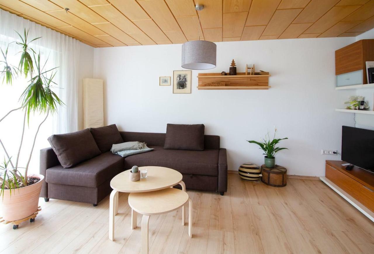 Schöne und helle Ferienwohnung in Pfaffenweiler Villingen-Schwenningen Exterior foto
